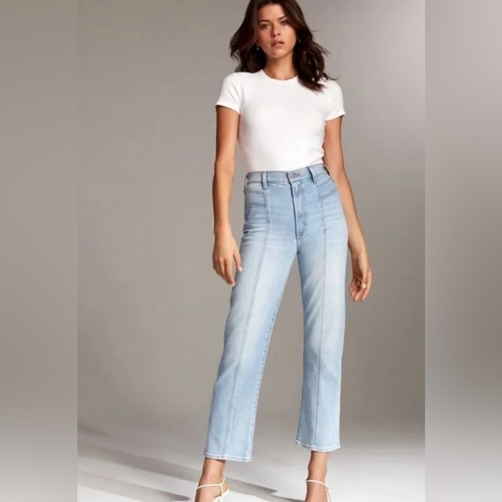 Aritzia Denim Forum The 70s Retro Cheeky Jean